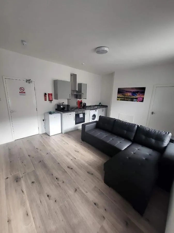 City Apartments Charles Street Kingston upon Hull 0*,