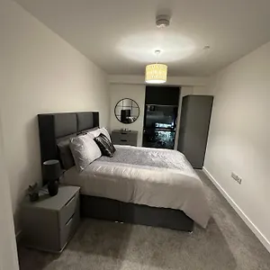 Manchester Lovely Two Bedrooms , Altrincham United Kingdom